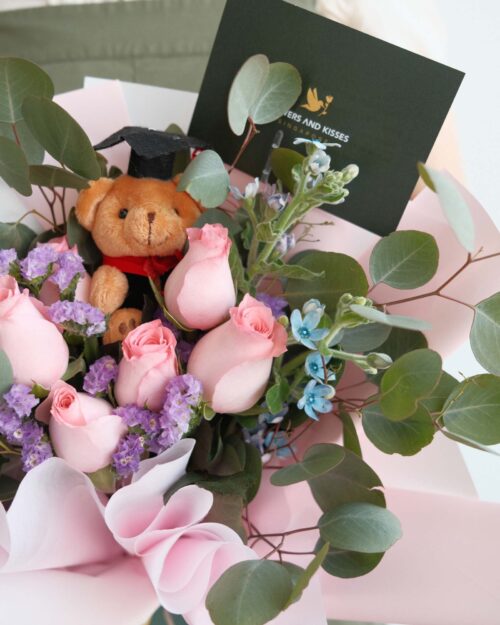pink rose graduation bouquet zoom 1