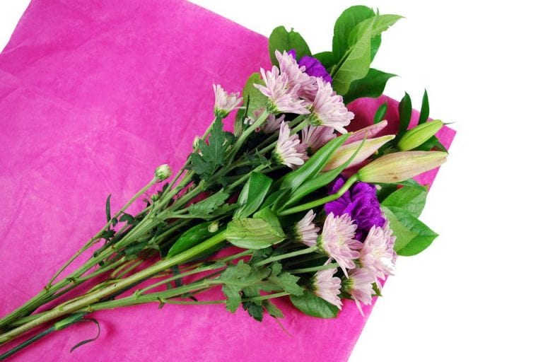 The Complete Guide to Buying Flowers Flowers and Kisses