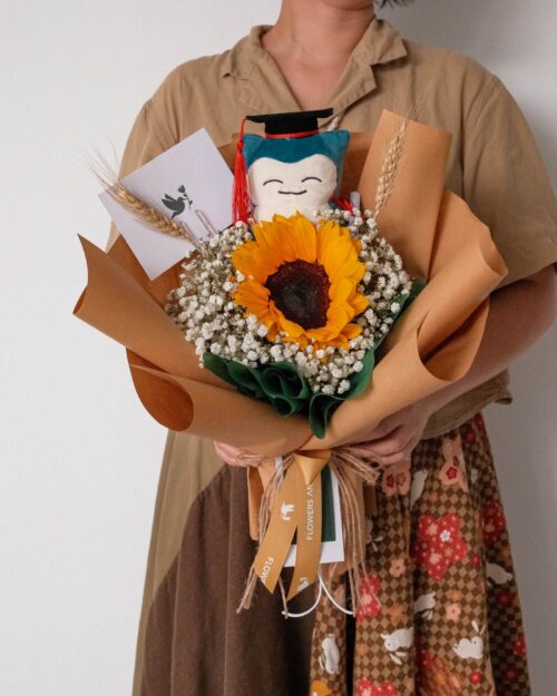 snorlax graduation bouquet front 2