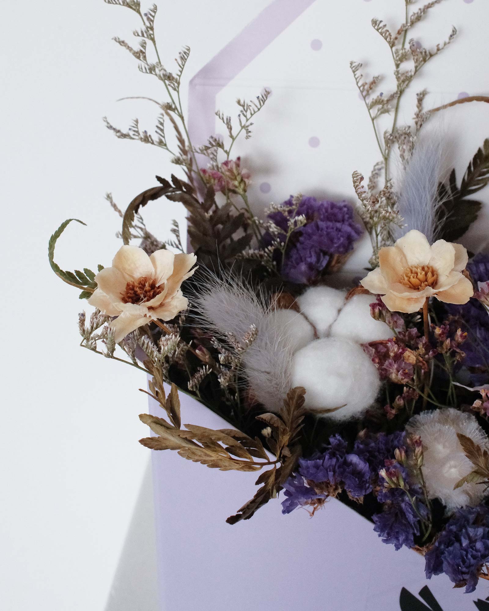 Kyla (Dried & Preserved flowers) Kyla12 aug1
