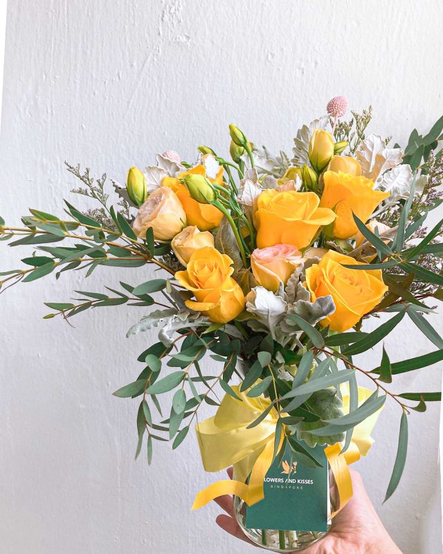 Flowers In A Vase Singapore Flowers and Kisses