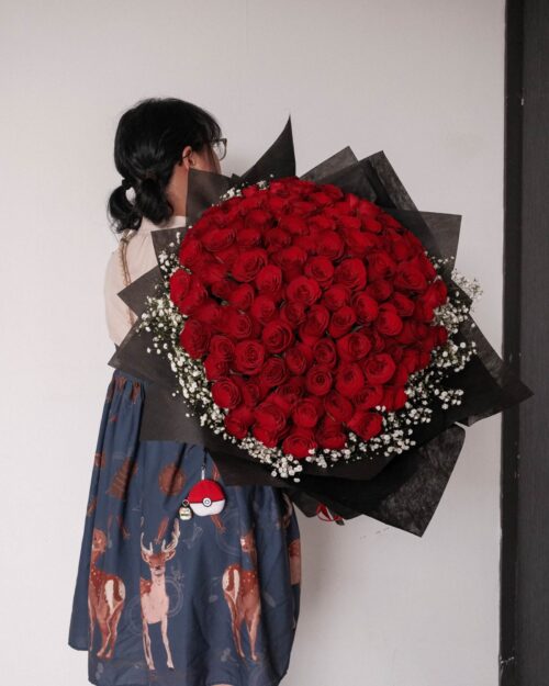 99 red rose