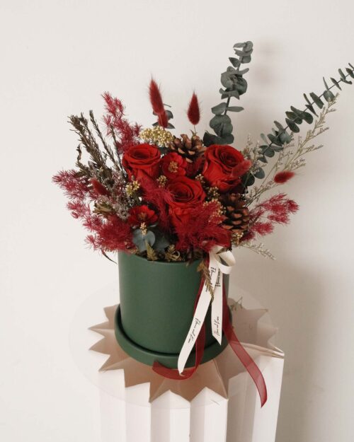 Ezmeralda (Preserved & Dried Flower)