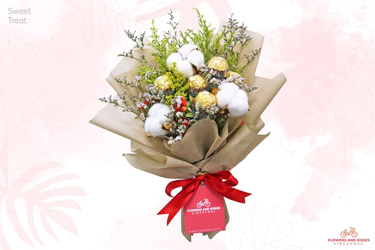 The Complete Guide to Choosing Graduation Flowers in Singapore graduation flowers with a sweet treat