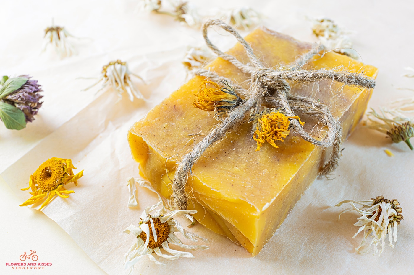 5 Creative Uses For Dried Flowers Flowers and Kisses