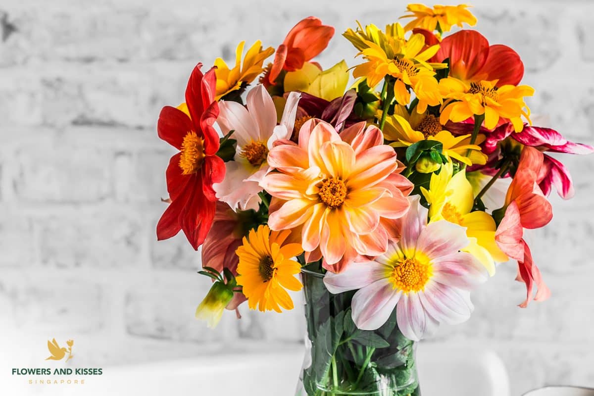 4 Benefits To Decorate Your Home With Fresh Flowers colourful birthday bouquets singapore