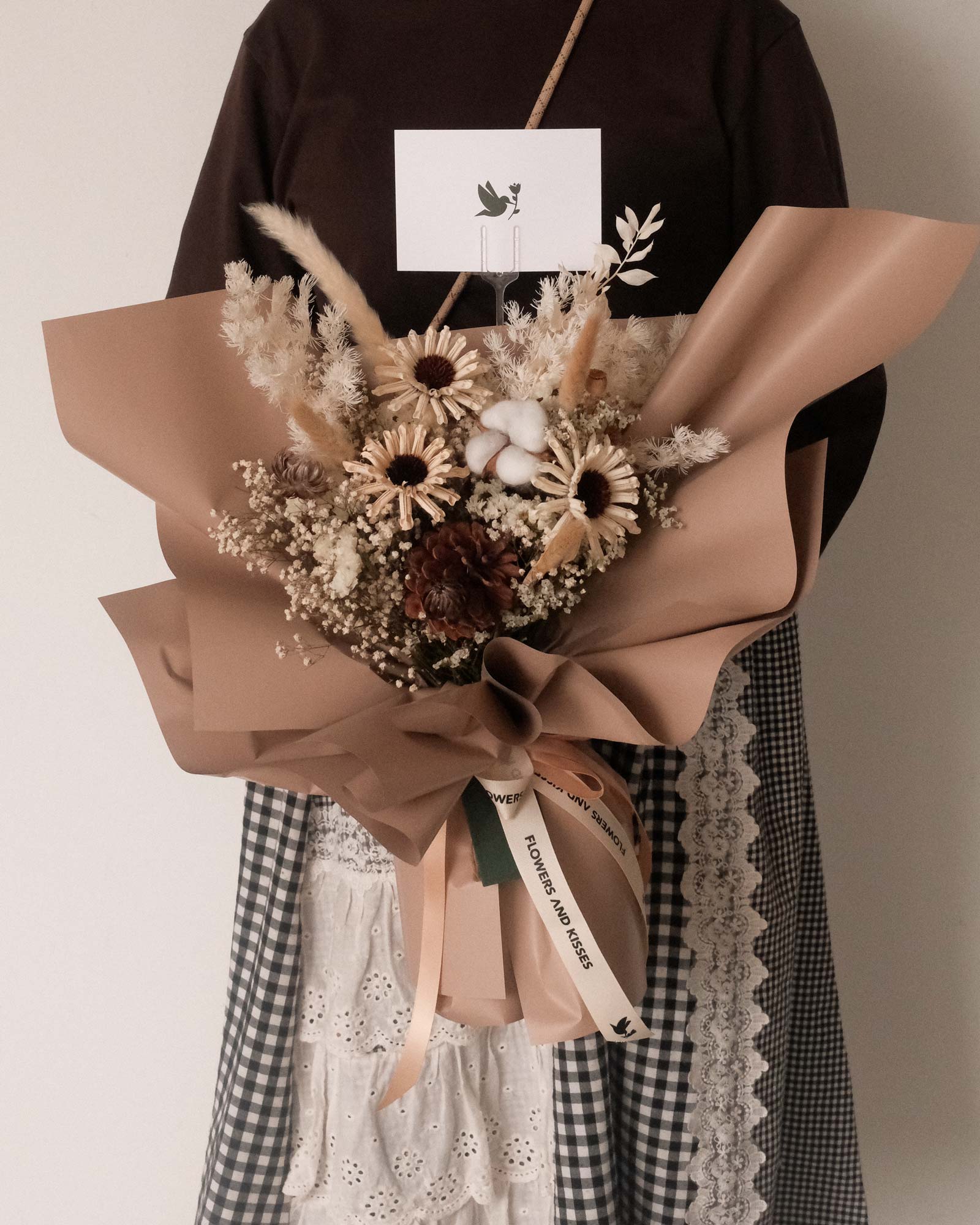 Freya (Dried & Preserved flowers) freya front 1