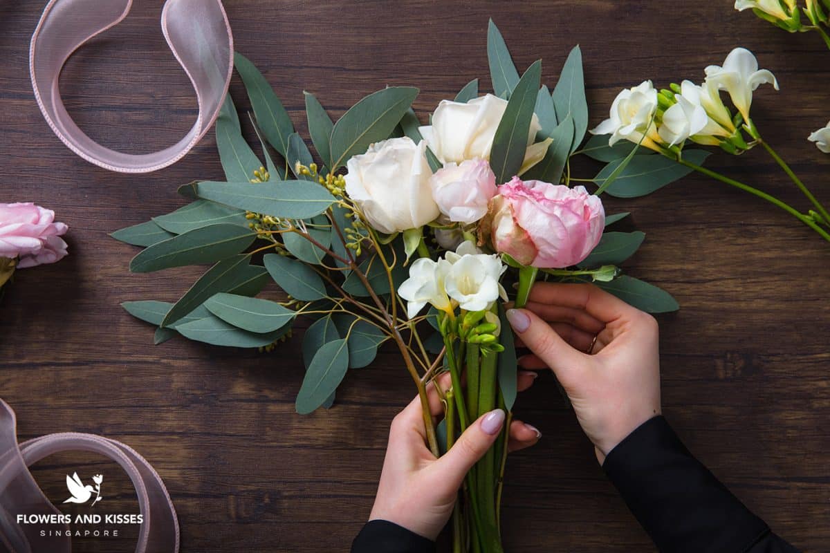 A Guide to Flowers and The Joys of Making Your Own Floral Arrangements A Guide to Flowers and The Joys of Making Your Own Floral Arrangements