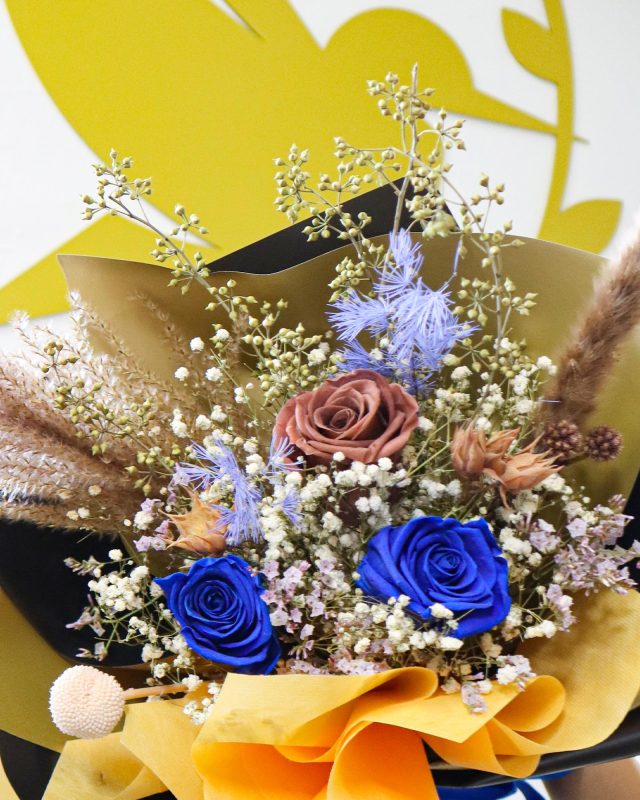 Preserved Flowers in Singapore Flowers and Kisses