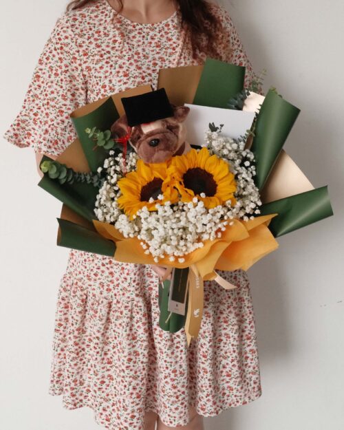 Lively bunch pug.jpg front