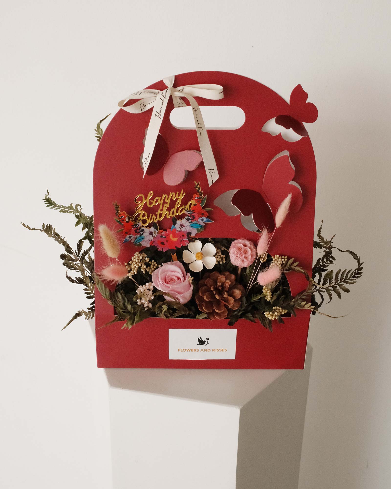 Genie (Dried & Preserved flowers) Love lock
