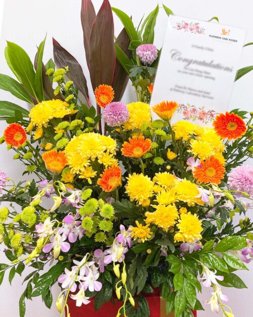 Alternative view of Shining star Opening Flower Stand