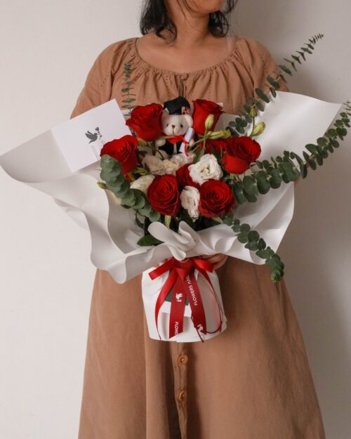 graduation carrie white bear front 1