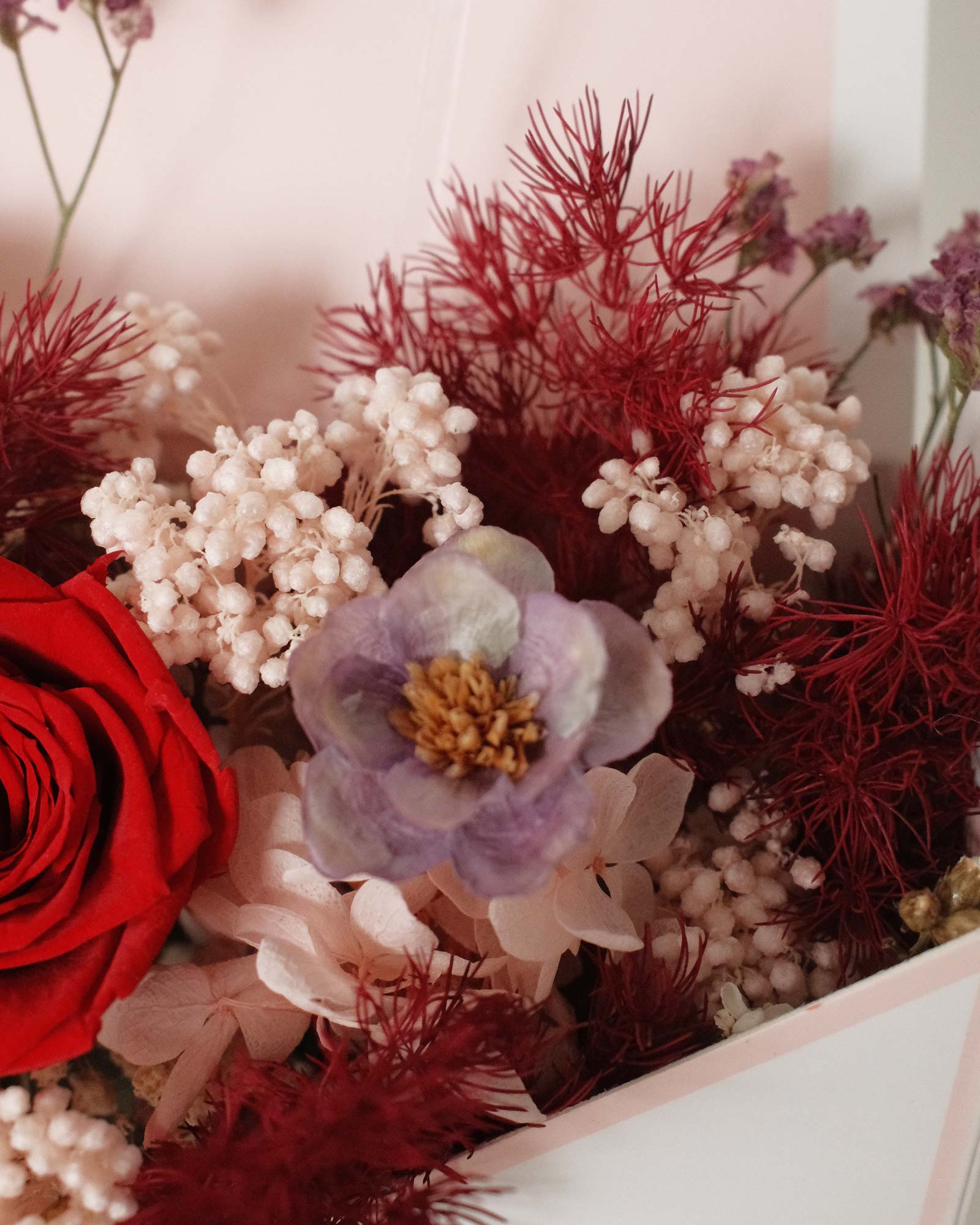 Minnie (Dried & Preserved flowers) Gem July zoom