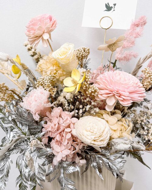 Nectar (Dried & Preserved flowers) Nectar details