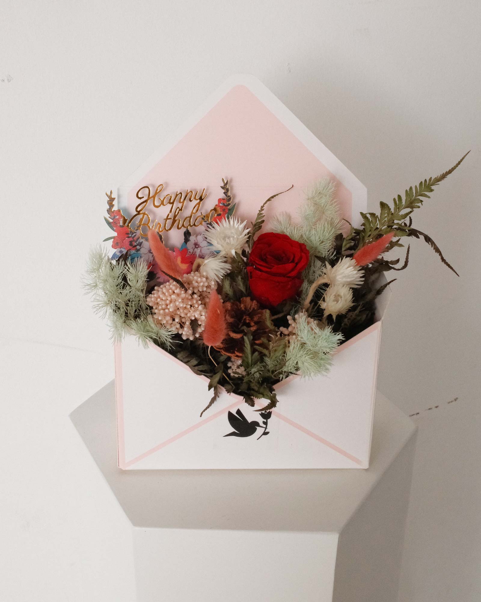 Minnie (Dried & Preserved flowers) minnie2
