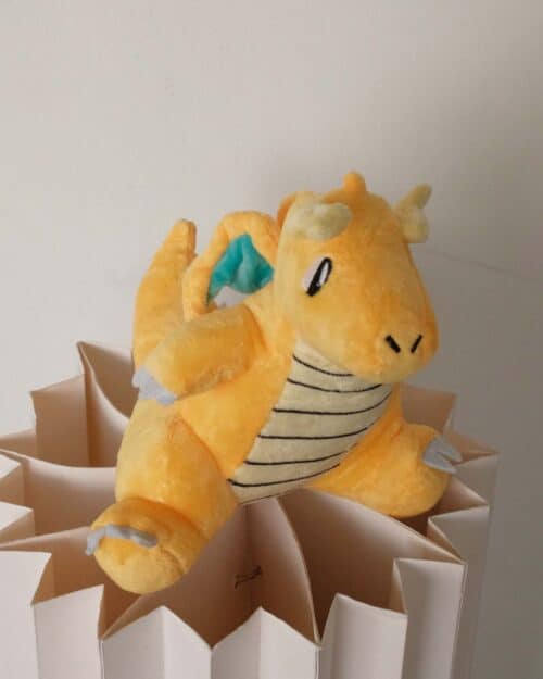 Dragonite plushie zoom