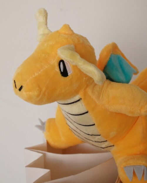 Dragonite plushie zoomm